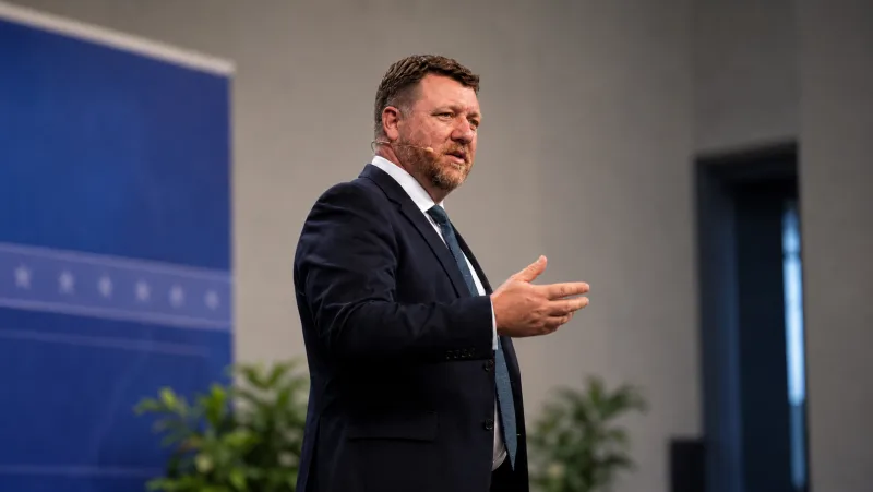 Bradley Holbrook speaking at a leadership event